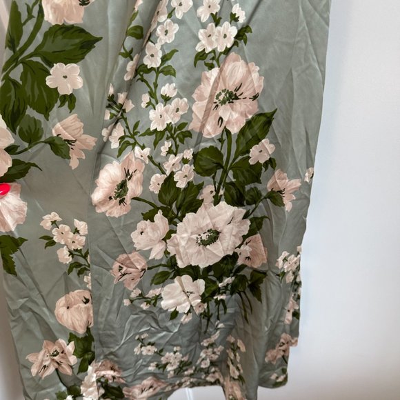 WORN ONCE- Reformation Veria Silk Bridesmaid Dress Sz 4 in Tarragon Halter - Picture 12 of 12